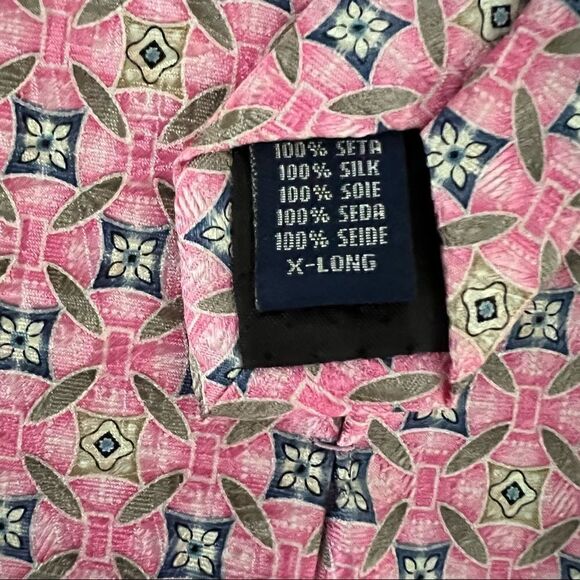 Vintage Meeting Street Handmade Silk Tie LONG Pink Blue Tan Geometric Preppy - Picture 3 of 3